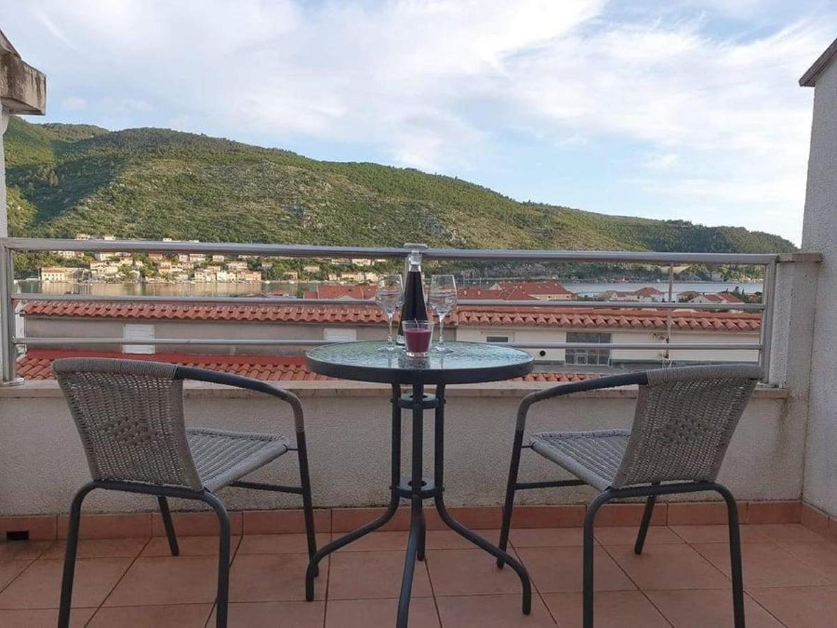 Apartment Majer Mokošica Eksteriør bilde